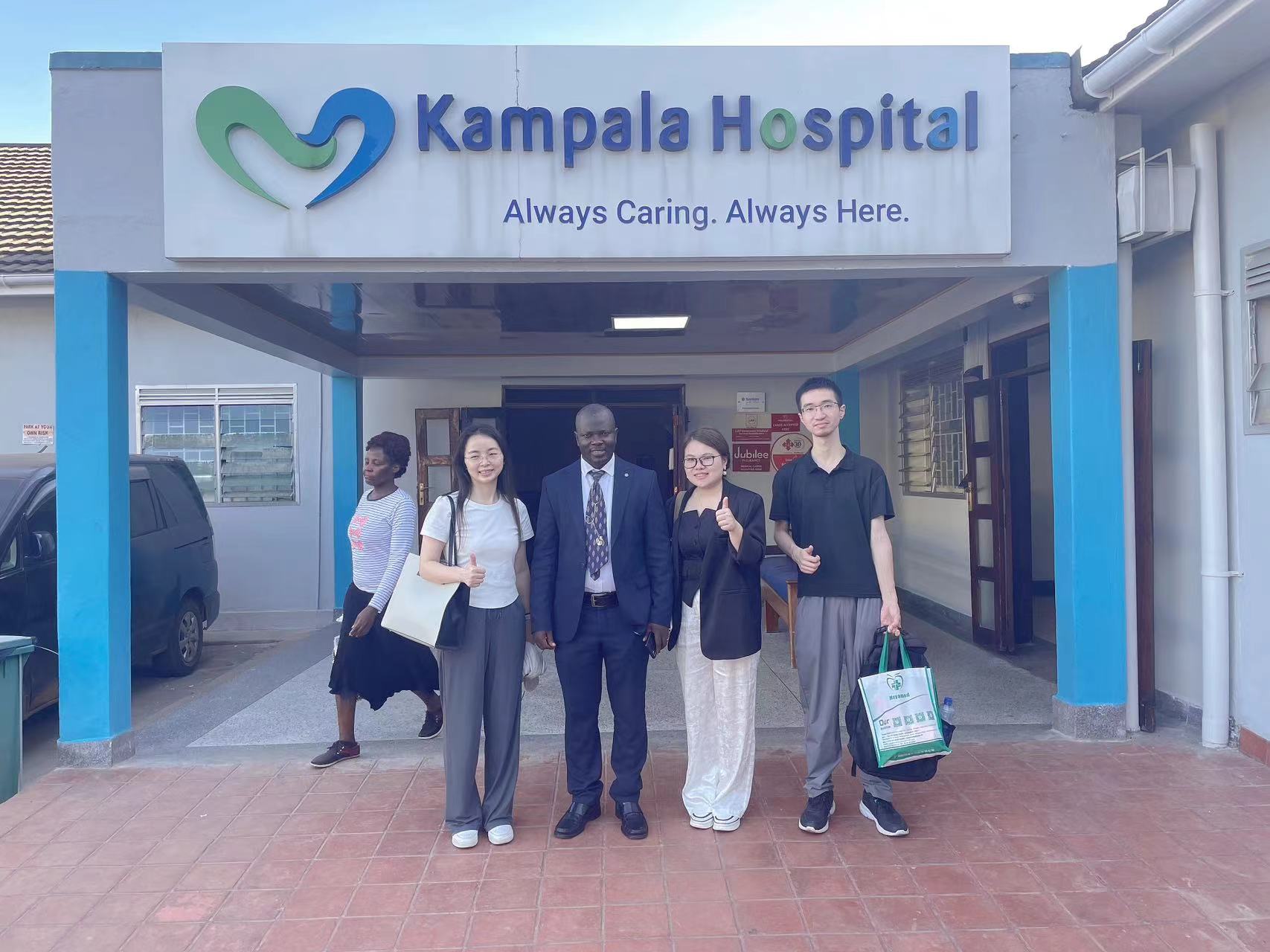 Led by Nancy, the team visits Ugandan customers: Deepening cooperation for a better future